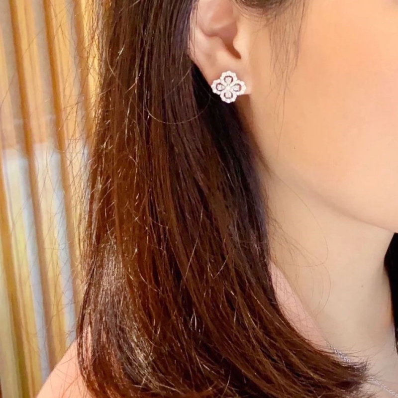 HARRY WINSTON